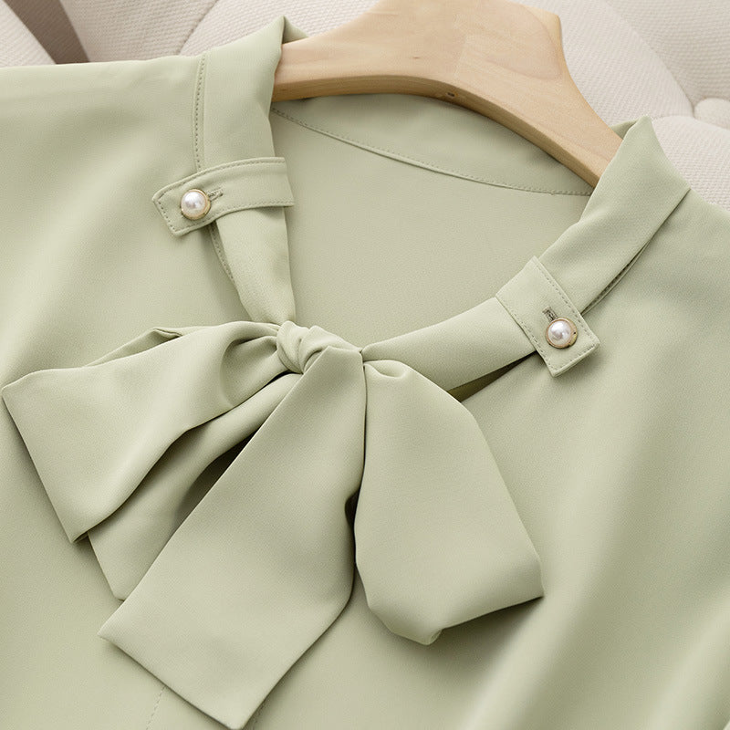 Bluse mit Bindekragen und Knopfleiste Fashion Bullet